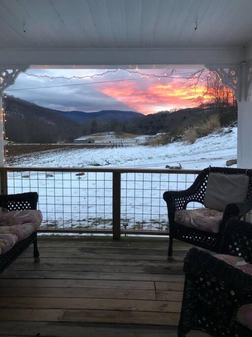 Villa Country Mountain Escape! à Barnardsville Extérieur photo